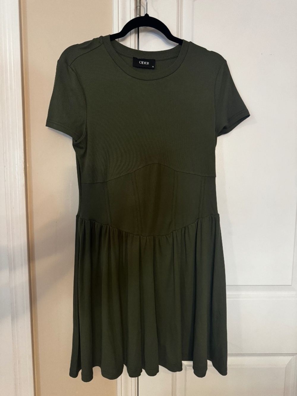 Cider XL green dress